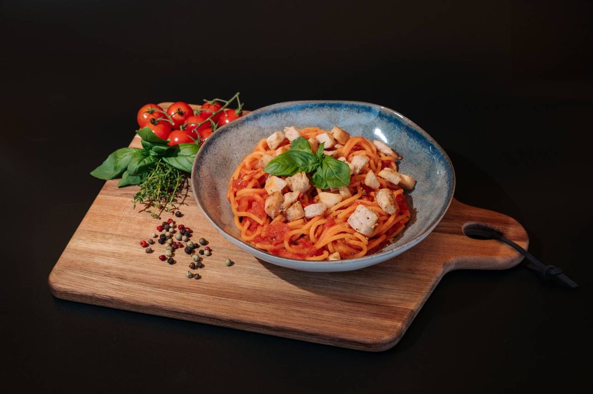 Spaghetti Pomodori e Pollo